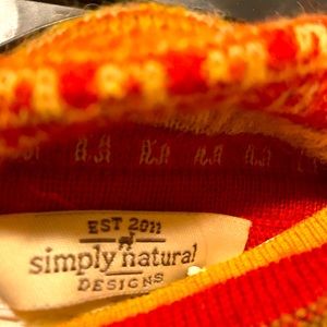 A handmade poncho from sheep wool, products the mountain people.